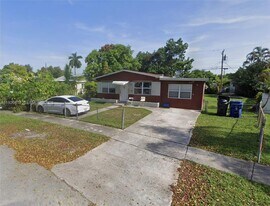 6109 Hayes St in Hollywood, FL - Building Photo