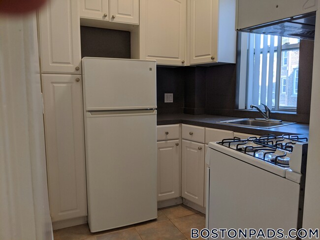 151 Park Dr in Boston, MA - Building Photo - Building Photo