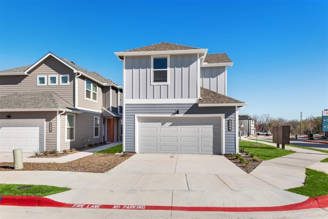 3901 James Pitts Dr in McKinney, TX - Building Photo