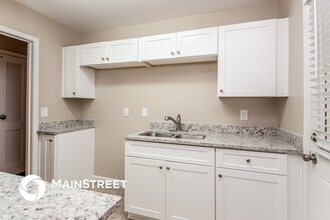 6490 Port a Prince Dr in Forest Park, GA - Building Photo - Building Photo