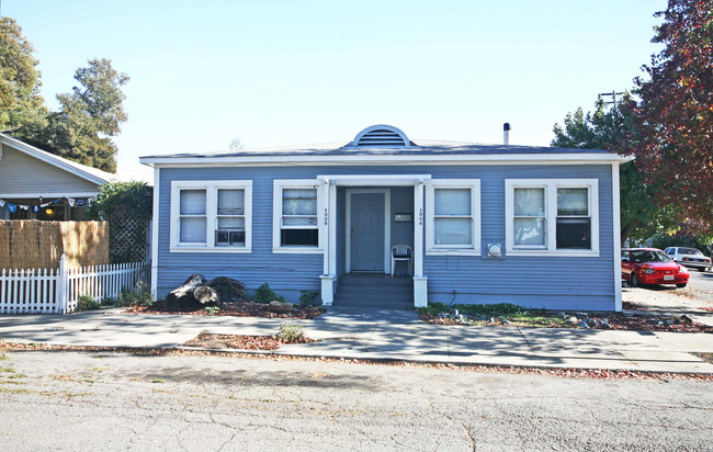 1107 Court St in Martinez, CA - Foto de edificio - Building Photo