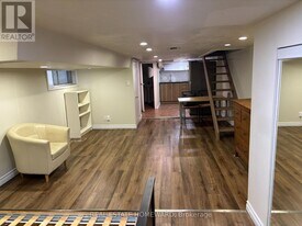 37 Moberly Ave in Toronto, ON - Building Photo