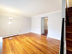 245 Sunnyridge Ave in Fairfield, CT - Building Photo - Building Photo