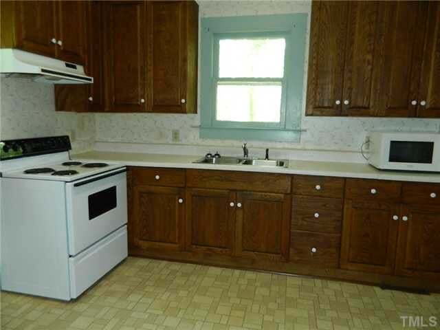 250 Hillsboro St in Pittsboro, NC - Building Photo - Building Photo