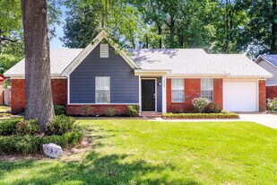 5930 Garden Ridge Dr in Millington, TN - Building Photo