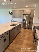 445 Trotters Ln in Moncks Corner, SC - Building Photo - Building Photo
