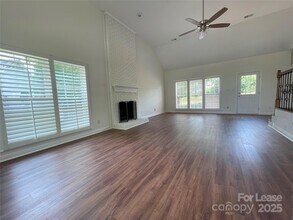 8509 Netherfield Ct in Charlotte, NC - Building Photo - Building Photo