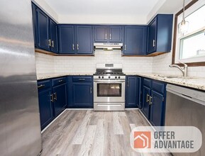 261 Ehinger Dr in West Seneca, NY - Building Photo - Building Photo