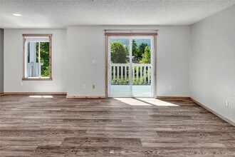 441 Main Ave S in North Bend, WA - Building Photo - Building Photo