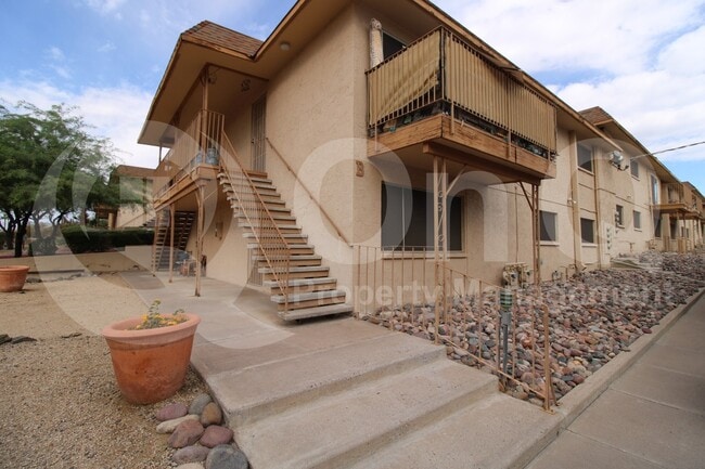 property at 1130 E Butler Dr