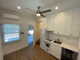 2818 Avenel St, Unit 3