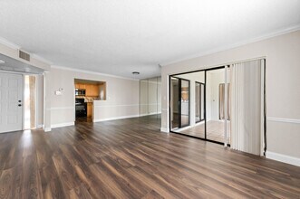 3757 Cocoplum Cir in Coconut Creek, FL - Building Photo - Building Photo