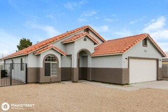 2214 E Saint Catherine Ave in Phoenix, AZ - Building Photo - Building Photo