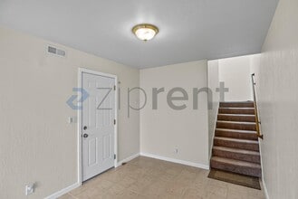 78 St Marks Ct in Daly City, CA - Building Photo - Building Photo