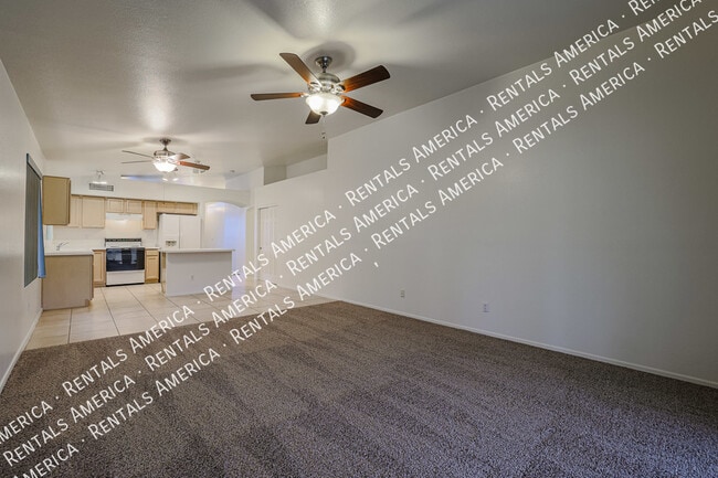 7158 E Juanita Ave in Mesa, AZ - Building Photo - Building Photo