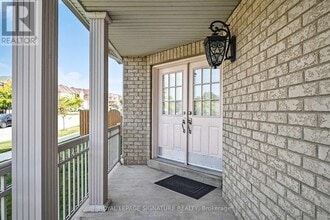 6509 Valiant Heights in Mississauga, ON - Building Photo - Building Photo