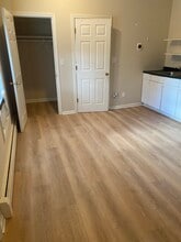 11 Smith Dr, Unit Apt. in Trumbull, CT - Building Photo - Building Photo