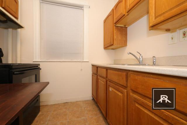 78 Glenville Ave in Boston, MA - Foto de edificio - Building Photo