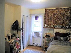 42 Kirkwood Rd, Unit 2 in Boston, MA - Building Photo - Building Photo