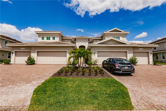 3760 Pebblebrook Ridge Ct-Unit -101 in Ft. Myers, FL - Foto de edificio - Building Photo