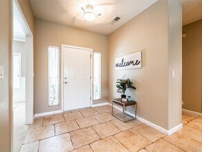 109 Sterling Oaks Dr in Chico, CA - Building Photo - Building Photo