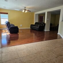 11727 Madison Oak St in Houston, TX - Building Photo - Building Photo