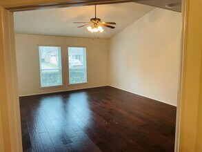 13906 Grosvenor St in Houston, TX - Building Photo - Building Photo