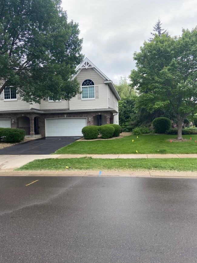 property at 3735 Fox Tail Trl NW