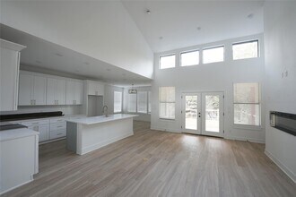 48 Acacia Dr in Wimberley, TX - Building Photo - Building Photo