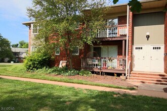 515 Andria Ave in Hillsborough Township, NJ - Building Photo - Building Photo