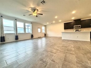 1007 Moose Rd in Hutto, TX - Building Photo - Building Photo