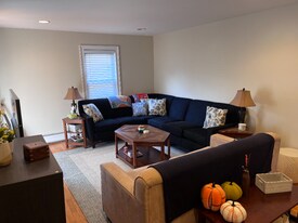 30 Thorpe St in Fairfield, CT - Building Photo