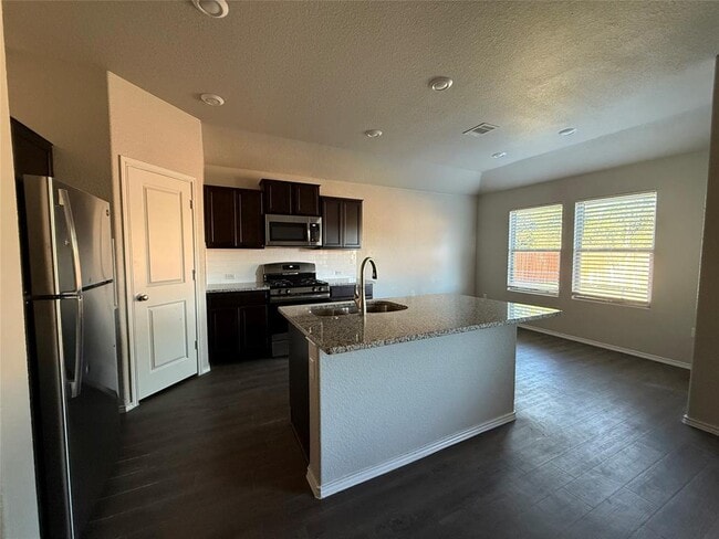 136 Jackson Blue Ln in Kyle, TX - Building Photo - Building Photo