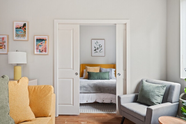 1607 NW Davis St in Portland, OR - Foto de edificio - Building Photo