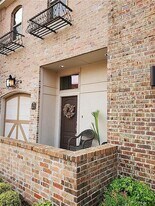 477 S Fretz Ave in Edmond, OK - Building Photo