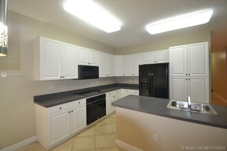 5010 SW 155th Ave in Miramar, FL - Building Photo - Building Photo