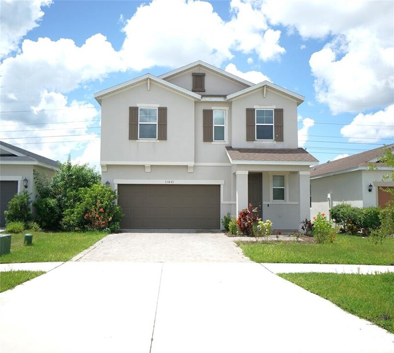 11821 Brighton Knoll Loop in Riverview, FL - Building Photo