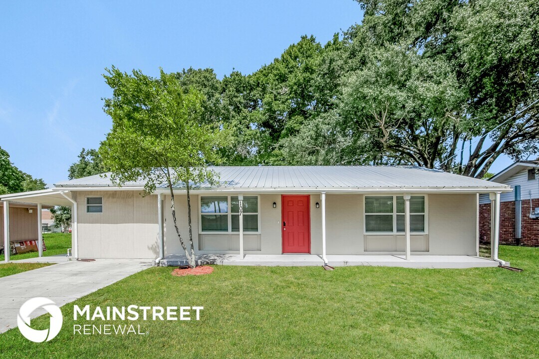 107 Lake Elizabeth Dr in Winter Haven, FL - Building Photo