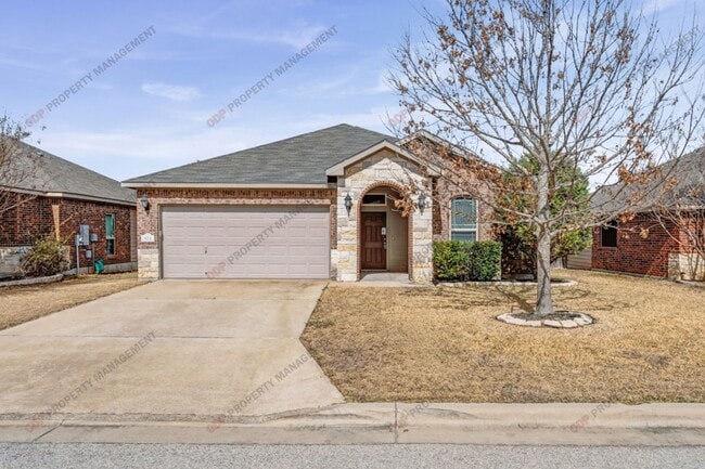 property at 424 Wedgwood Dr