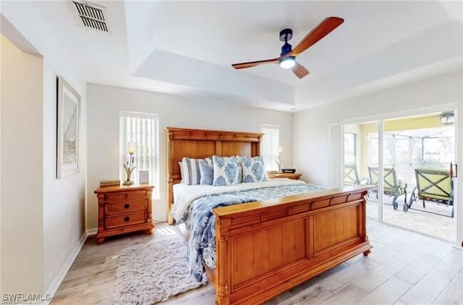 property at 923 SW 28th Terrace