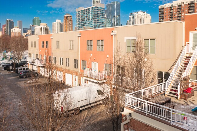 47 W 15th St in Chicago, IL - Foto de edificio - Building Photo