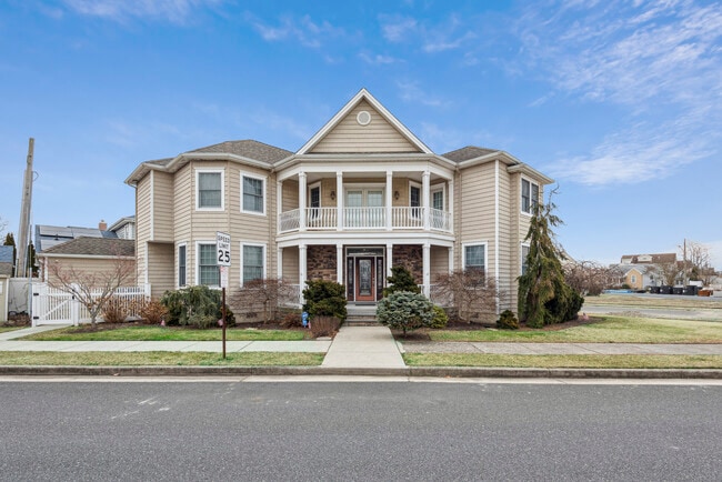 property at 7515 Fremont Ave