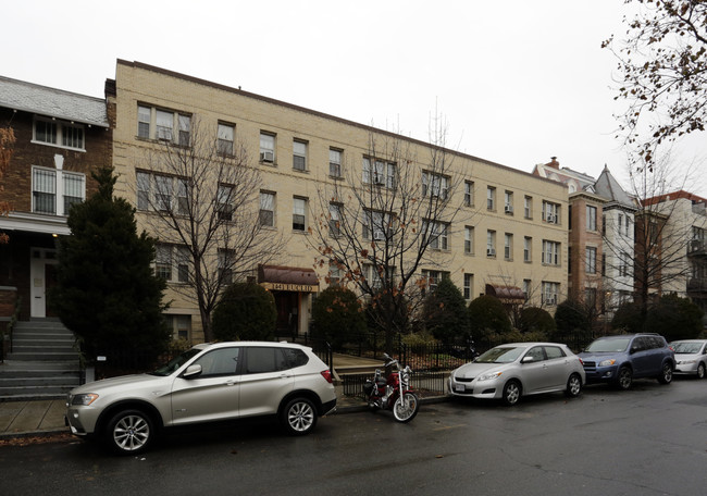 Euclid Apartments in Washington, DC - Building Photo - Building Photo