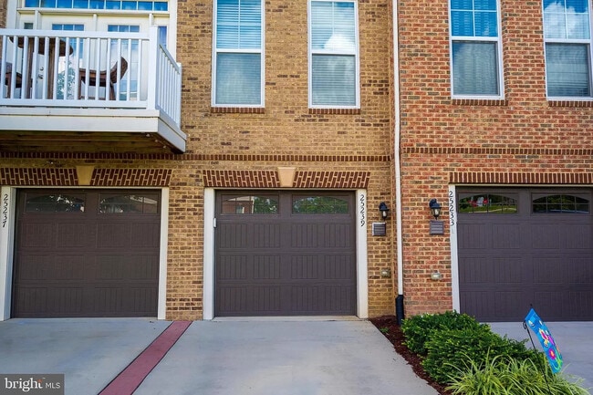 property at 25239 Laureldale Ter