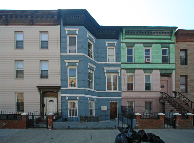 382 Kosciusko St in Brooklyn, NY - Building Photo - Building Photo