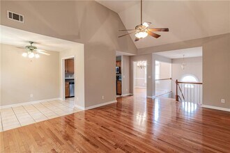 705 Oxford Crest Ct NW in Lawrenceville, GA - Foto de edificio - Building Photo
