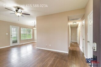 2824 Canary Ct in Columbia, TN - Building Photo - Building Photo