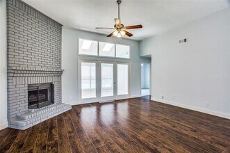 5446 Meadow Vista Ln in Garland, TX - Building Photo - Building Photo