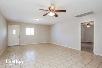 2907 E Michelle Dr in Phoenix, AZ - Building Photo - Building Photo
