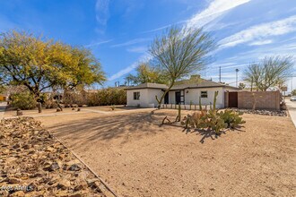 1743 W Verde Ln in Phoenix, AZ - Building Photo - Building Photo
